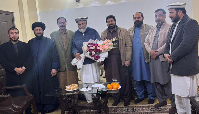 متاثرین اسلام آباد کمیٹی کا سینیٹر علامہ راجہ ناصر عباس جعفری سے ملاقات، قائدِ حزبِ اختلاف منتخب ہونے پر مبارکباد پیش کی گئی