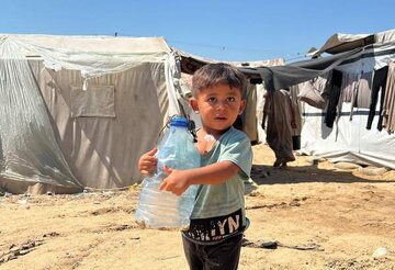 ইহুদিবাদীরা গাজার জনগণের পানি সরবরাহ বন্ধ করেছে।