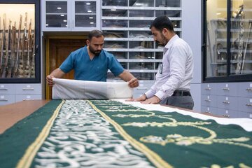 صيانة وترميم المجموعة الثانية من المنسوجات التابعة للعتبة العسكرية المقدسة