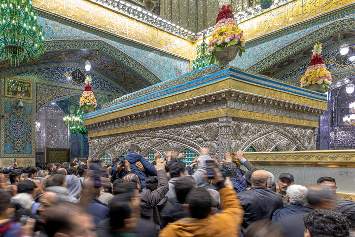 အေမာမ်ရေဇာ (အ.စ) ရောင်ဇာတော် ၏ ဖုန်မှုန့်များ သန့်ရှင်းရေးအခမ်းအနား တွင် ဆူပူအကြမ်းဖက် သမားများ ၏ လက်ချက်ဖြင့် အာဇာနည်ဖြစ်သွားသူများ၏ မိသားစုများတက်ရောက် ။ ။ Photos