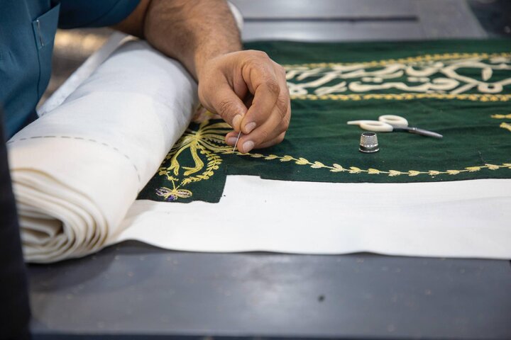 صيانة وترميم المجموعة الثانية من المنسوجات التابعة للعتبة العسكرية المقدسة