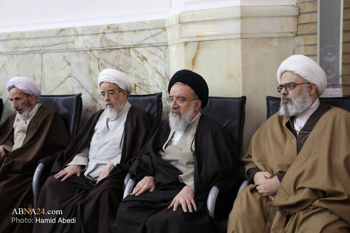 مراسم گرامیداشت شهدای اغتشاشات اخیر در حرم حضرت معصومه(س)