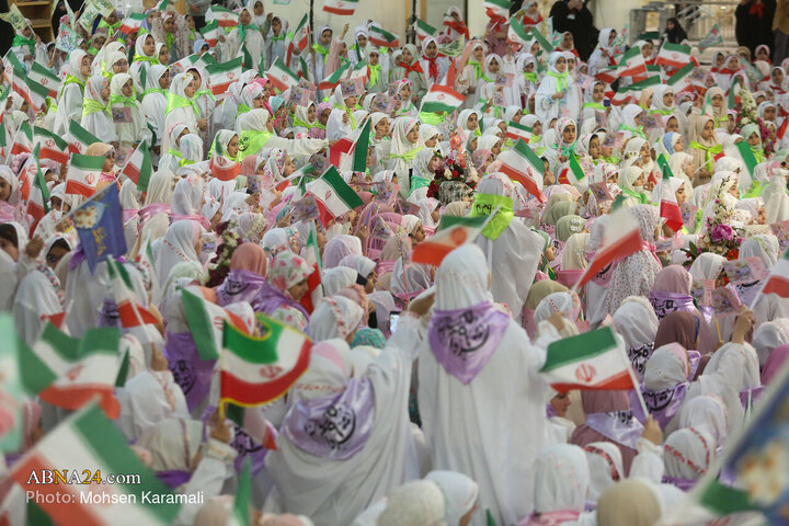 Informe fotográfico | Ceremonia de celebración del Taklif para dos mil niñas de 9 años en el mausoleo de la Excelencia Fátima Masuma (la paz sea con ella)