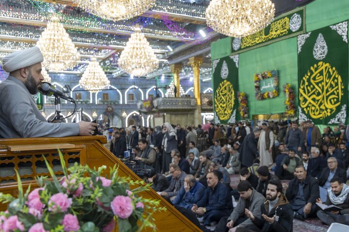 تقرير مصور/ قراءة دعاء كميل عند مرقد أبي الفضل العباس (عليه السلام)