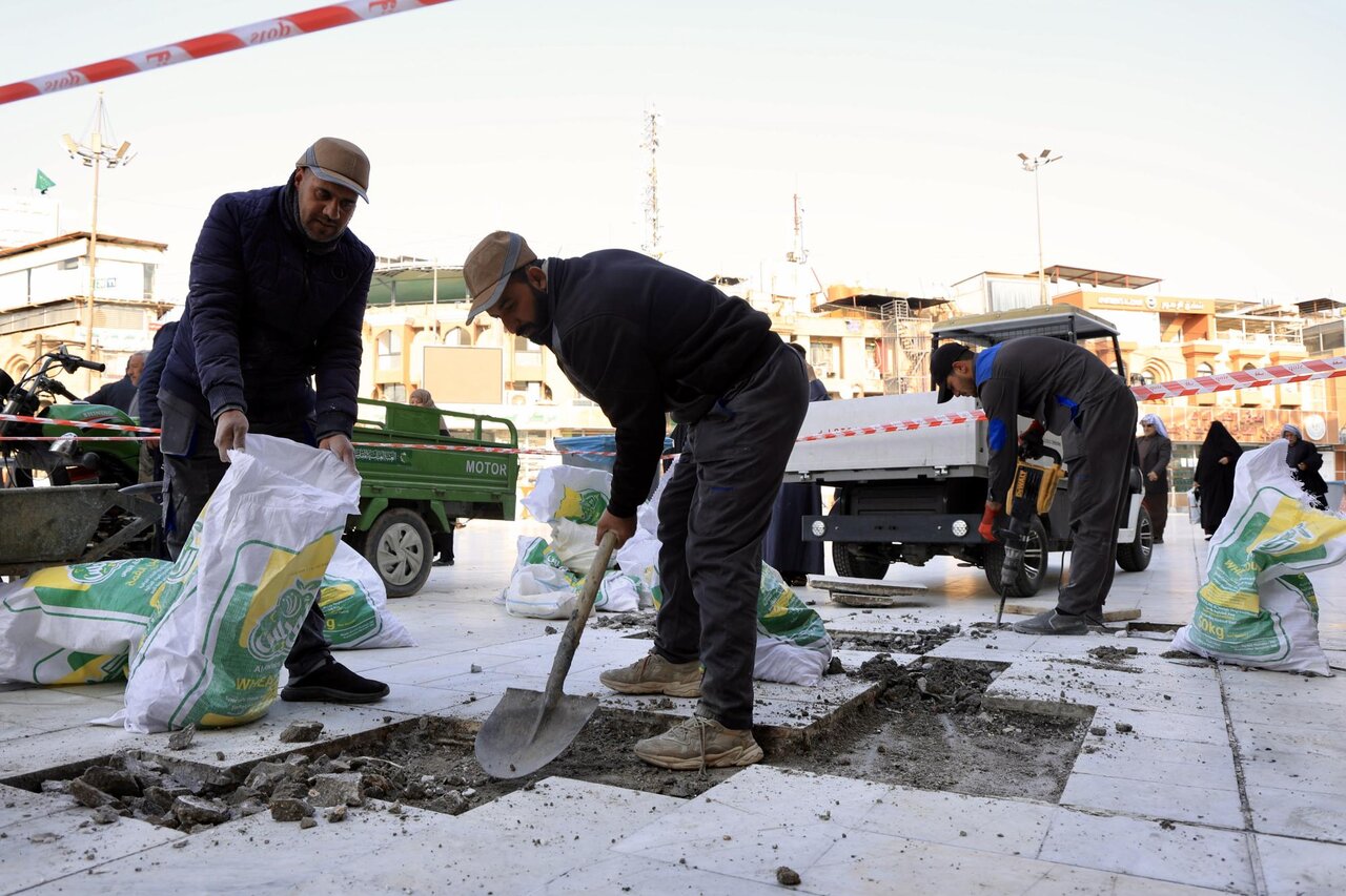 Al-Abbas Holy Shrine Conducts Periodic Maintenance Between the Two Holy Shrines (+Photos)