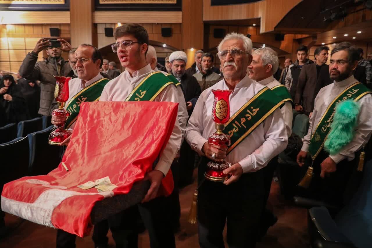 کتاب «کوثرانه»؛ کارنامه دو دهه فعالیت ستاد توسعه و بازسازی عتبات رونمایی شد + تصاویر