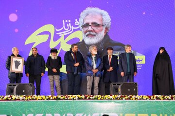 گزارش ابنا از اختتامیه شانزدهمین دوره جشنواره عمار