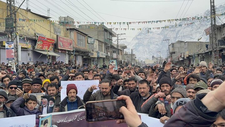 Informe fotográfico | Manifestación en Skardu contra el llamado Consejo de Paz de Gaza, en apoyo al ayatolá Sayyid Ali Jamenei