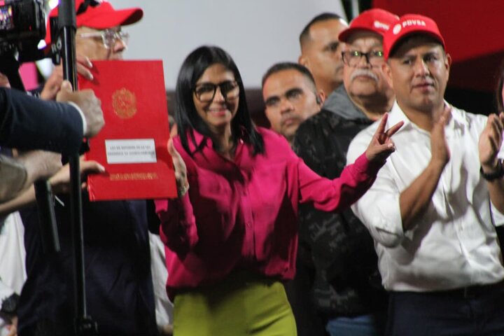 Informe fotográfico | Soberanía y Reforma: El "Rojo Rojito" selló el nuevo rumbo petrolero ante la Asamblea