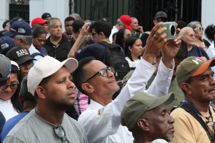 Informe fotográfico | Soberanía y Reforma: El "Rojo Rojito" selló el nuevo rumbo petrolero ante la Asamblea