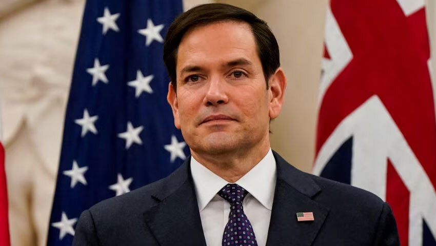 মার্কিন পররাষ্ট্রমন্ত্রী:ইরানের নেতৃত্ব পরিবর্তন সহজ বিষয় নয়