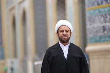 “Qur’an deryayekî bêqetî yê rêberiyê ye”