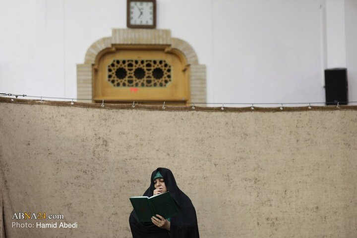 تقرير مصور/ مراسم إحياء ذكرى شهداء العمليات الارهابية الأخيرة في مرقد السيدة المعصومة (ع)