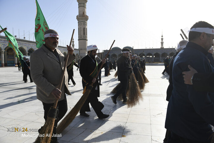Photos: Sweeping Ceremony of Servants of Jamkaran Mosque