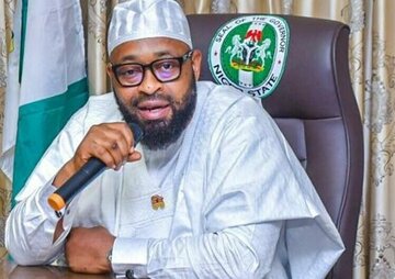 توافق نیجریه با بانک توسعه اسلامی برای اجرای بزرگ‌ترین پروژه برق خورشیدی منطقه