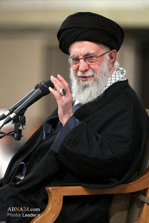 Hezaran kes ji çîn û qatanên cuda yên gel bi rêberê şoreşê re hatin hevditin