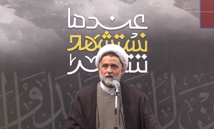 مسئول روابط خارجی حزب‌الله: امام خامنه‌ای، منبع قدرت امت اسلامی است 