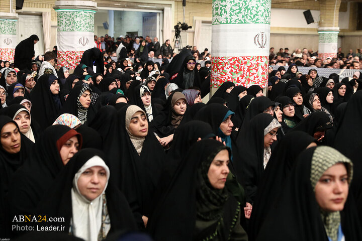 Foto / Halkın Çeşitli Kesimlerinden Binlerce Kişi İslam İnkılab Rehberiyle Buluştu