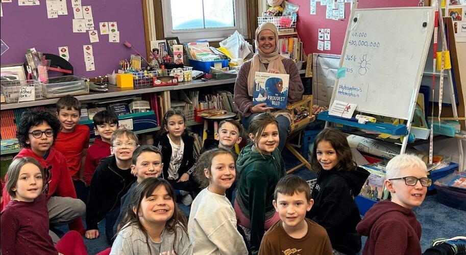 ابتکار یک مدرسۀ دولتی در نیویورک به‌مناسبت روز »جهانی حجاب« + تصاویر