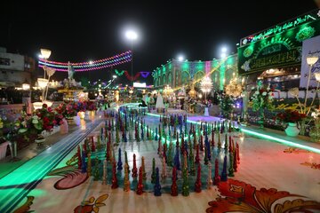 تقرير مصور/ إيقاد (1192) شمعة تحت شعار "المهدي وعد غير مكذوب" بمناسبة ولادة الإمام (عج) في كربلاء