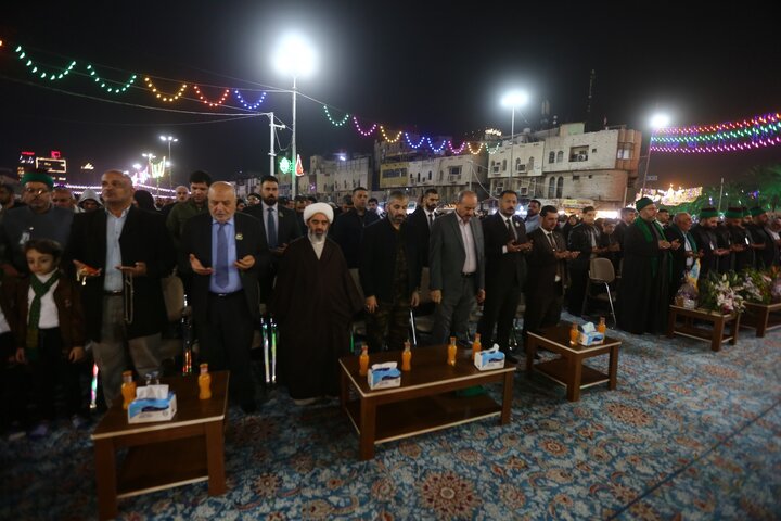 تقرير مصور/ إيقاد (1192) شمعة تحت شعار "المهدي وعد غير مكذوب" بمناسبة ولادة الإمام (عج) في كربلاء