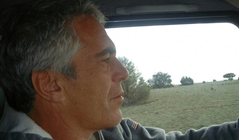 ABD Adalet Bakanlığı’ndan Epstein Dosyalarında Gizlilik Skandalı