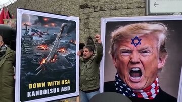 Vídeo | Manifestantes incendeiam imagens de Trump e Netanyahu durante protesto contra ameaças dos EUA ao Irã