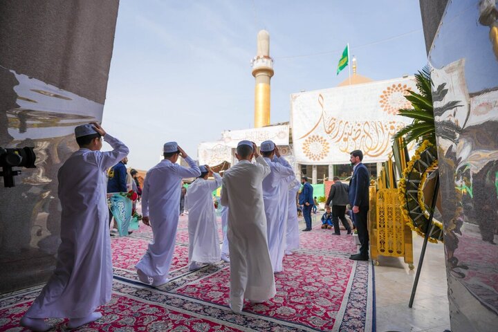 تقرير مصور/ أطفال نور الهادي يحتفلون بذكرى مولد الإمام المهدي في حرم الإمامين العسكريين