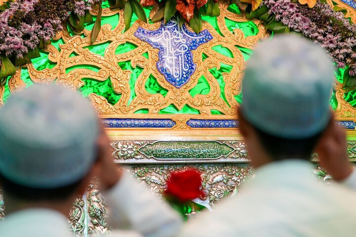 تقرير مصور/ أطفال نور الهادي يحتفلون بذكرى مولد الإمام المهدي في حرم الإمامين العسكريين