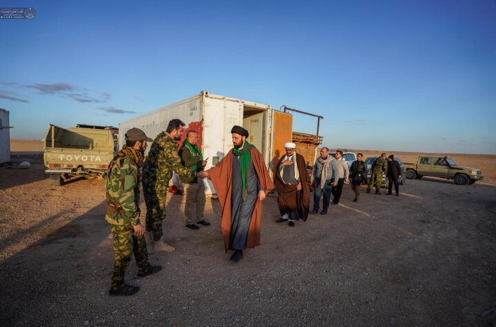تقرير مصور/ العتبة العلوية توجه قافلة رابطة الدعم اللوجستي إلى الحدود العراقية - السورية