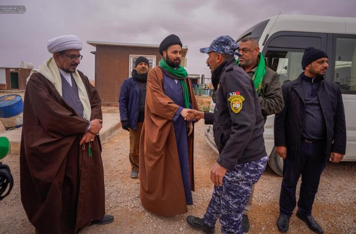 تقرير مصور/ العتبة العلوية توجه قافلة رابطة الدعم اللوجستي إلى الحدود العراقية - السورية