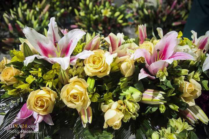 گل‌آرایی حرم حضرت معصومه(س) در آستانۀ ماه شعبان