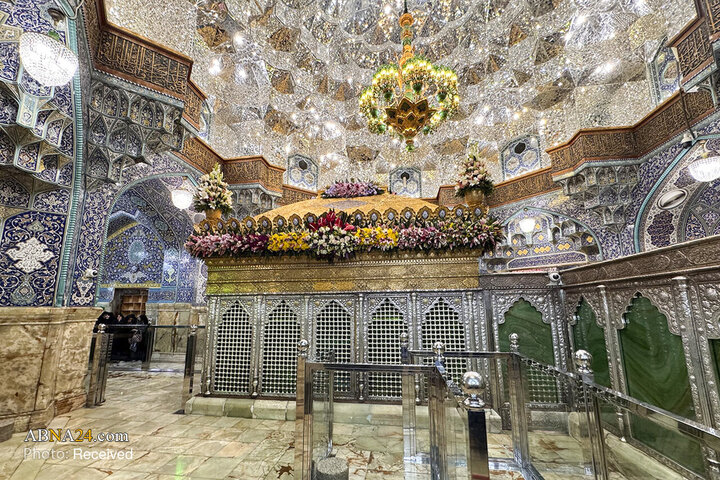 گل‌آرایی حرم حضرت معصومه(س) در آستانۀ ماه شعبان