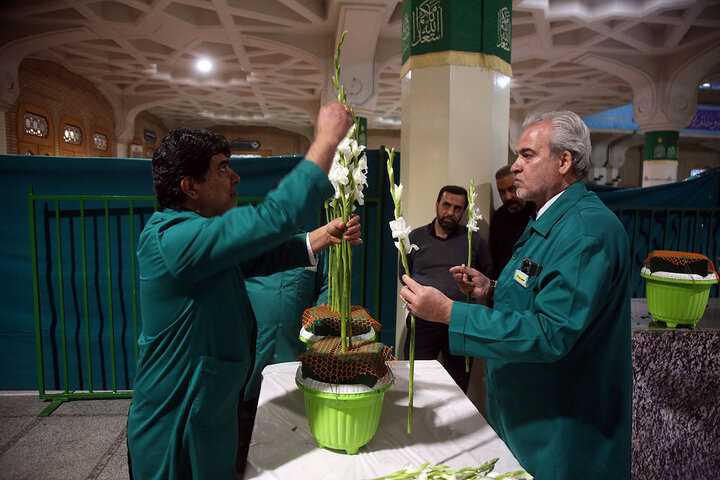 Photos: Hazrat Masoumeh shrine adorned with flowers on eve of Mid‑Sha’ban