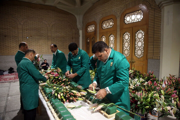Photos: Hazrat Masoumeh shrine adorned with flowers on eve of Mid‑Sha’ban