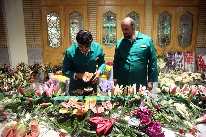 Photos: Hazrat Masoumeh shrine adorned with flowers on eve of Mid‑Sha’ban