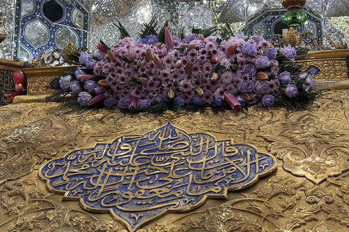 Photos: Hazrat Masoumeh shrine adorned with flowers on eve of Mid‑Sha’ban