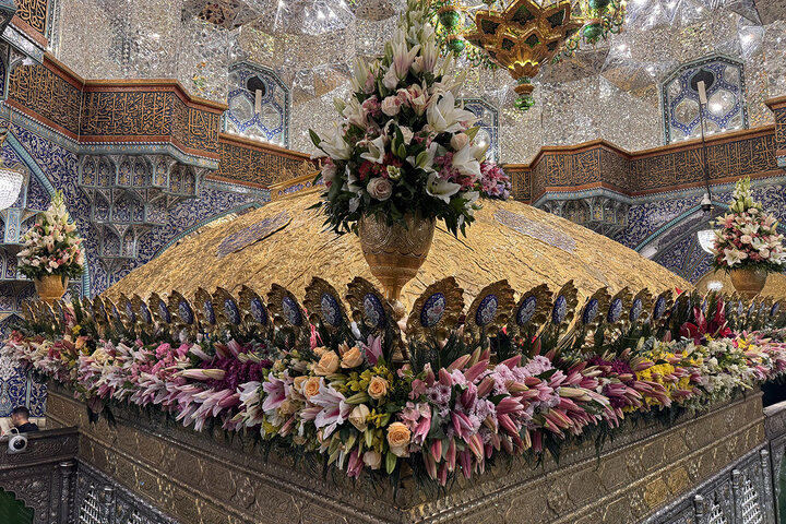 Photos: Hazrat Masoumeh shrine adorned with flowers on eve of Mid‑Sha’ban