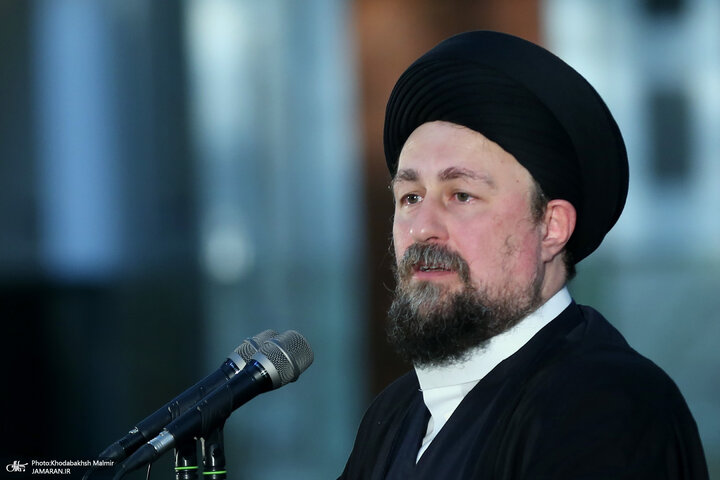 تقرير مصور/ نواب مجلس الشورى الاسلامي يجدّدون العهد بمبادئ الثورة الاسلامية