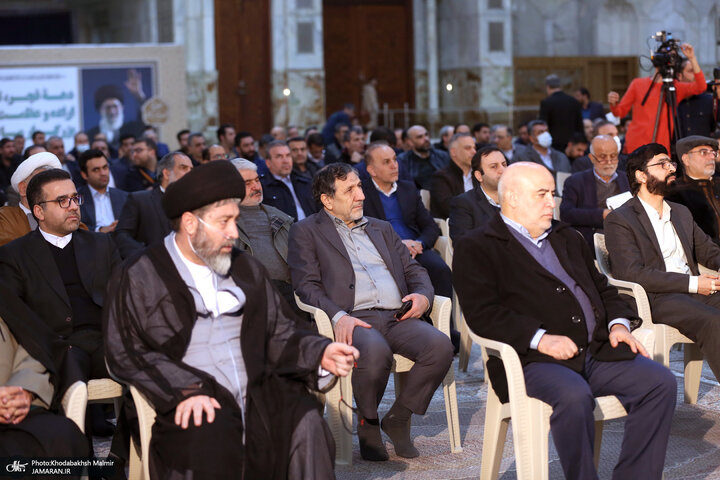 تقرير مصور/ نواب مجلس الشورى الاسلامي يجدّدون العهد بمبادئ الثورة الاسلامية