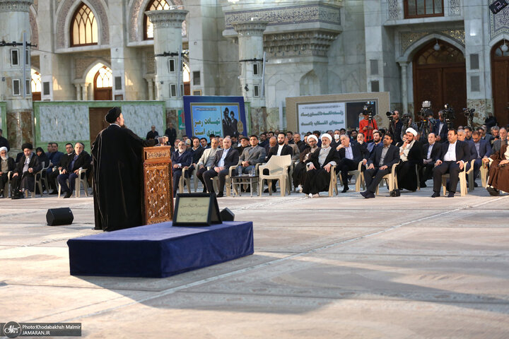 تقرير مصور/ نواب مجلس الشورى الاسلامي يجدّدون العهد بمبادئ الثورة الاسلامية
