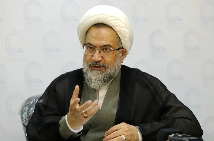 آیت‌الله علیدوست: مبلغان می‌توانند مقامی بالاتر از برخی انبیا داشته باشند/ عصر حاضر، عصر غربال است