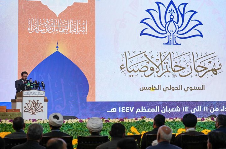 تقرير مصور/ تحت شعار"إشراقة السماء في أرض سامراء" فعاليات محفل بمناسبة ولادة الإمام الحجة(عج)