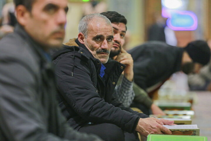 برپایی کرسی تلاوت قرآن توسط خادمان حرم بانوی کرامت در مسجد مقدس جمکران