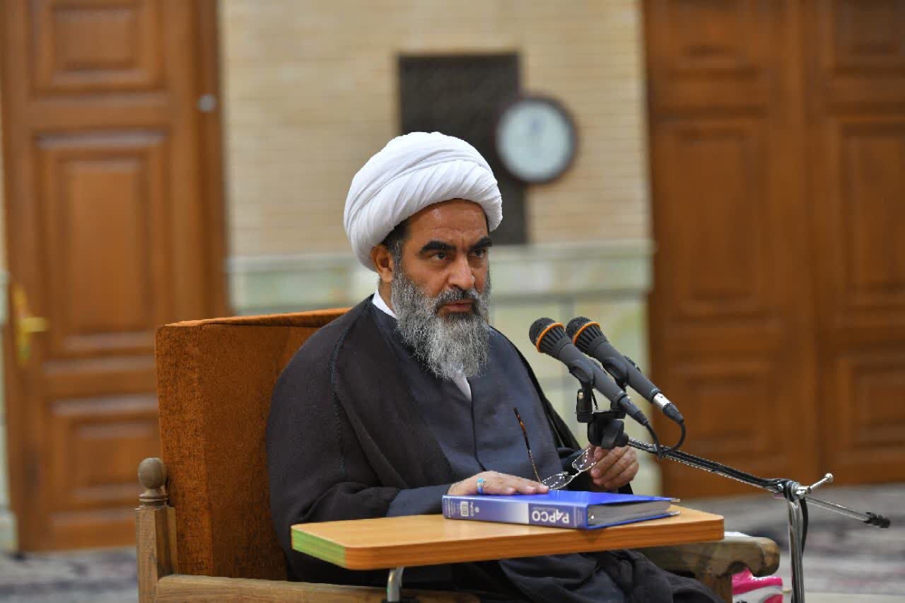 آیت‌الله فاضل لنکرانی: دهه مبارکه فجر، مایه احیای اسلام و عزت ایران است