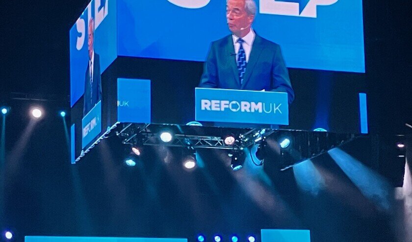 انتقادها در انگلیس پس از معرفی نامزد مسلمان برای شهرداری لندن