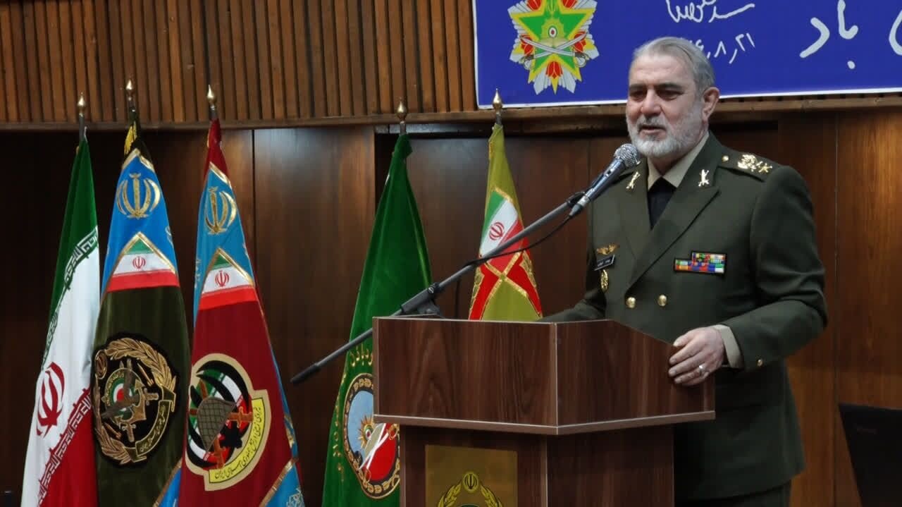 Senior Iranian Army Commander Stresses Readiness to Counter External Threats
