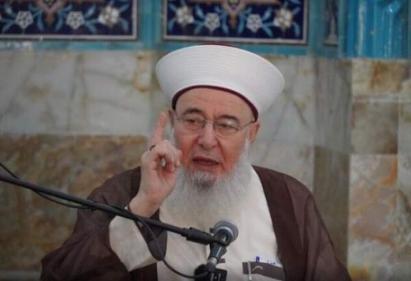 Lebanese cleric: An attack on Leader is attack on every single one of us