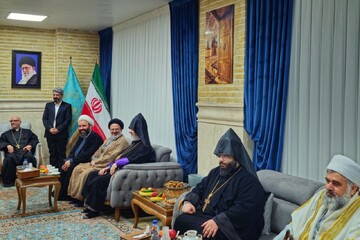 گردهمایی رؤسای ادیان و مذاهب غیراسلامی به‌مناسبت ولادت امام زمان(عج)  + تصاویر