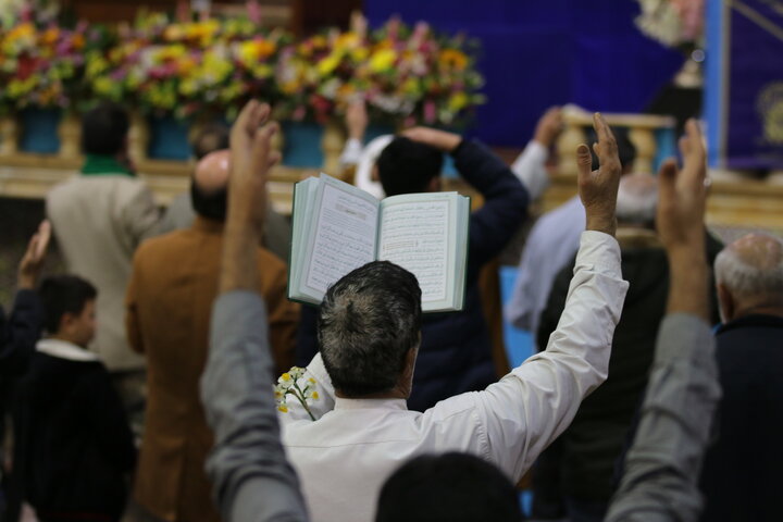 برپایی جشن شب میلاد امام زمان(عج) در حرم بانوی کرامت